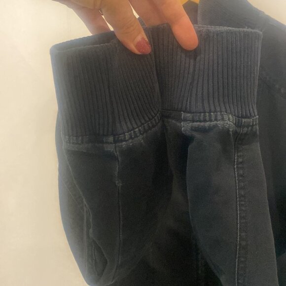 🏁 Aritzia Talula distressed jacket size small - Picture 7 of 10